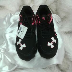 Under armour Girls authentic collection Baseball cleats